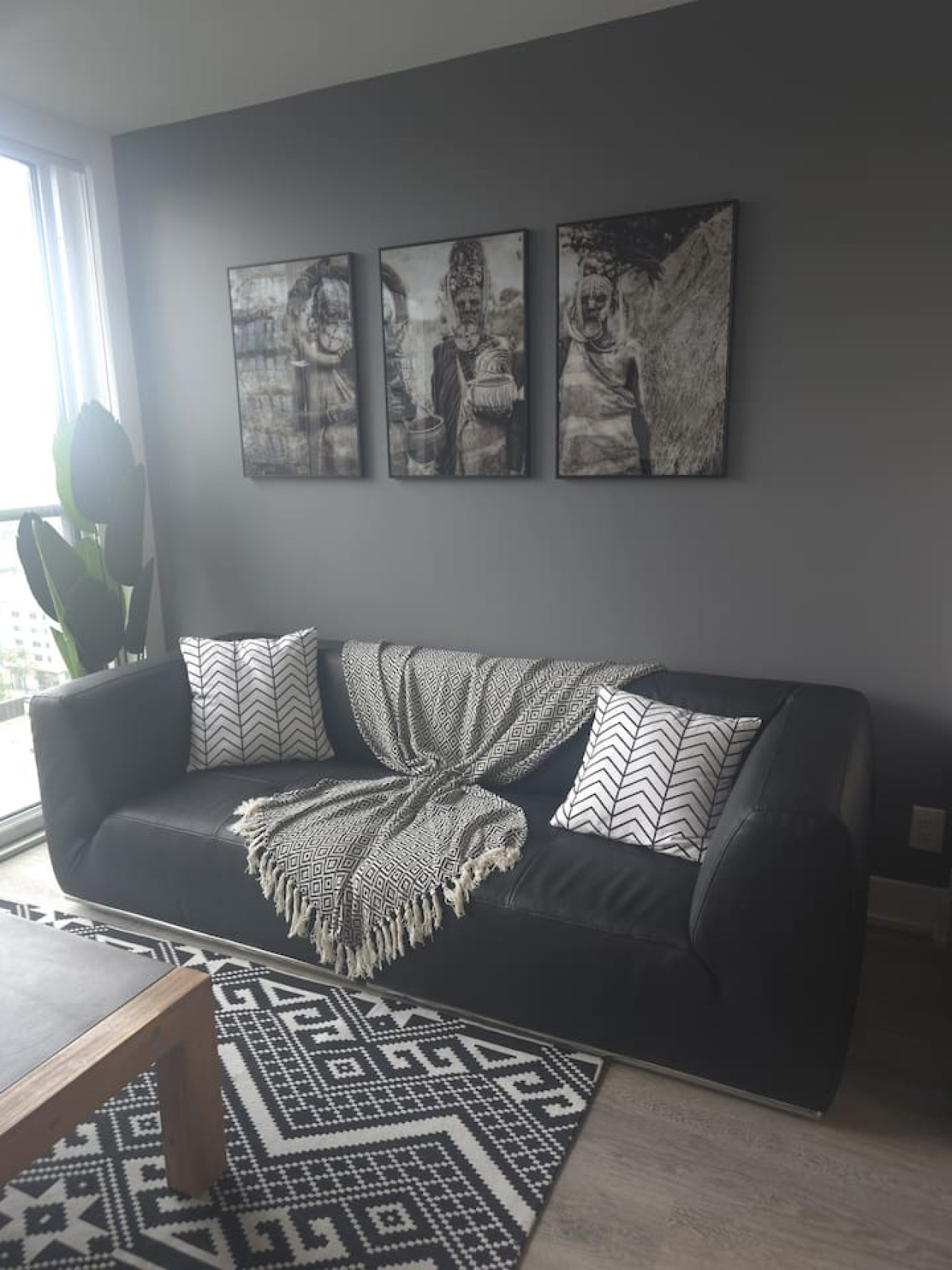 Modern 1BR Apt with Stunning Views and Pool Access