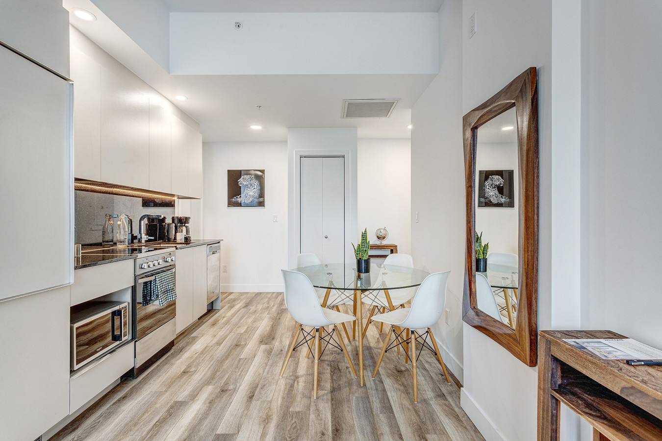 124476 456073 nITYsa4ytwNjD2MqBaE7 ILyxKfboq5v1CMMuObYm7c 693affba92685