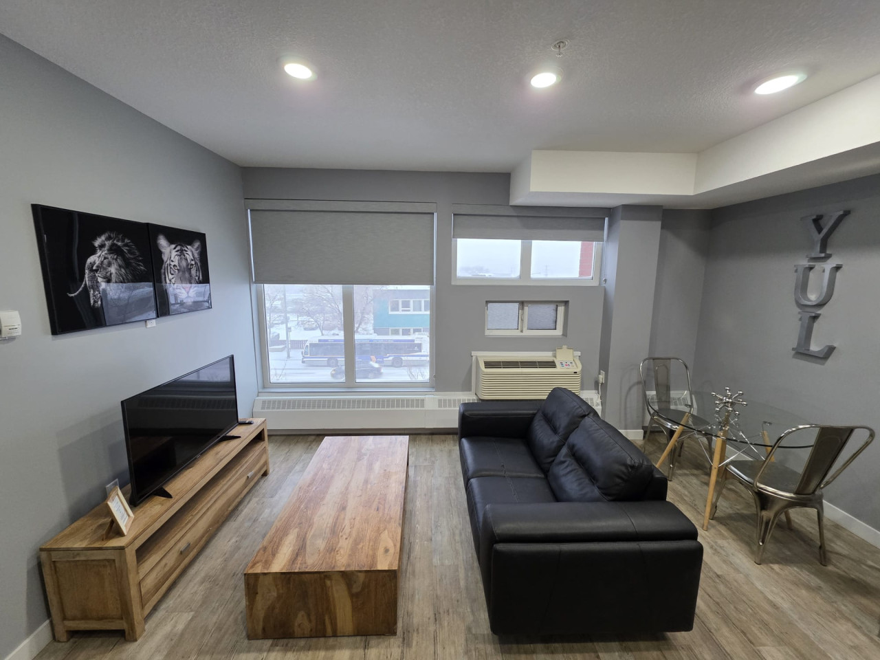 Furnished 2 Bedroom Apartment in Regina | Metro 1827 Building