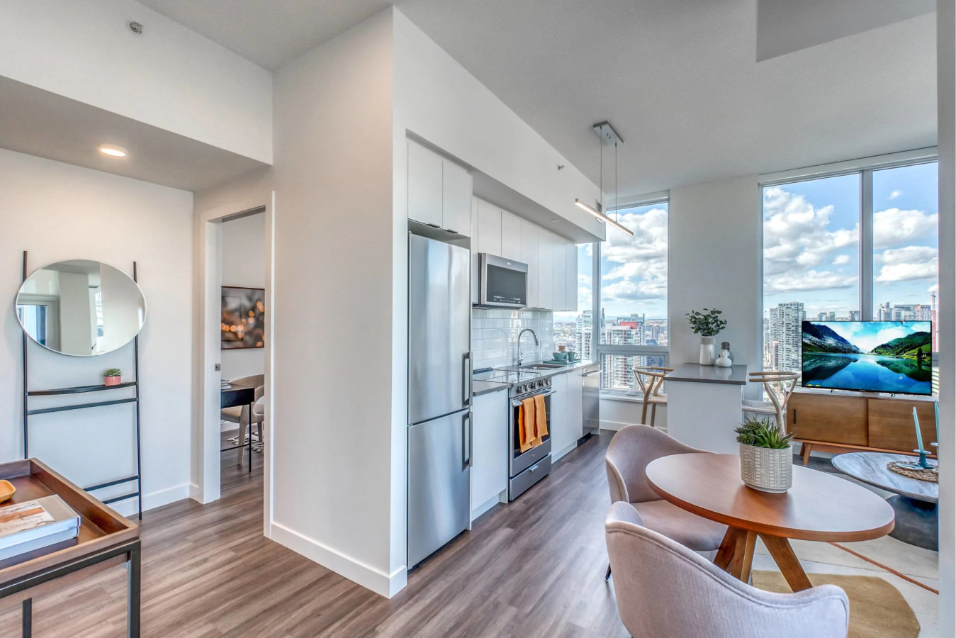 Premium 1 Bedroom Apartment near Downtown Calgary | BLVD Beltline Building
