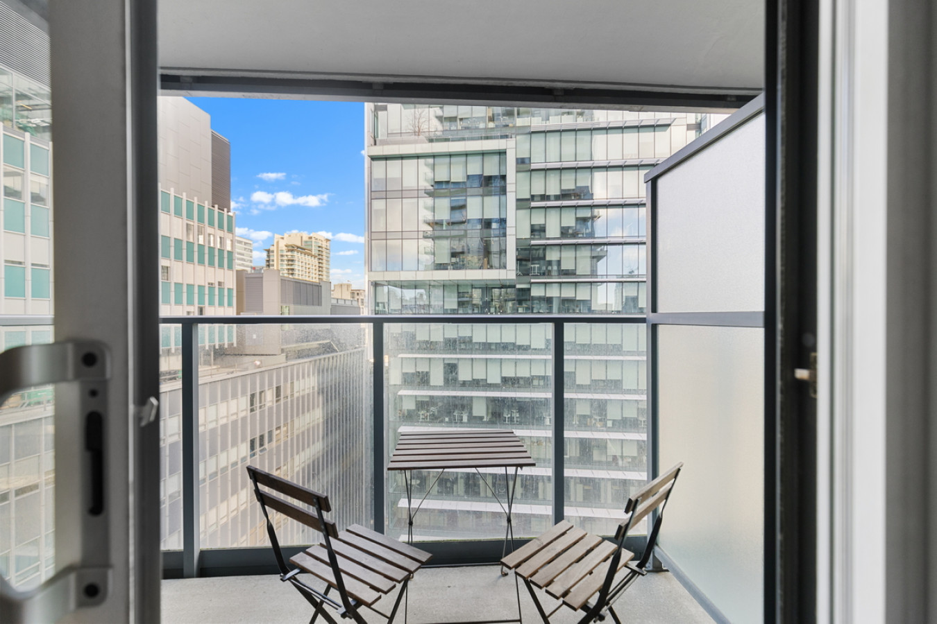 124476 501894 bsRtHe MSUrXEmTfX1I LwrUkWipAk8r5O58X1TQ400 69c90cdd1a3cd