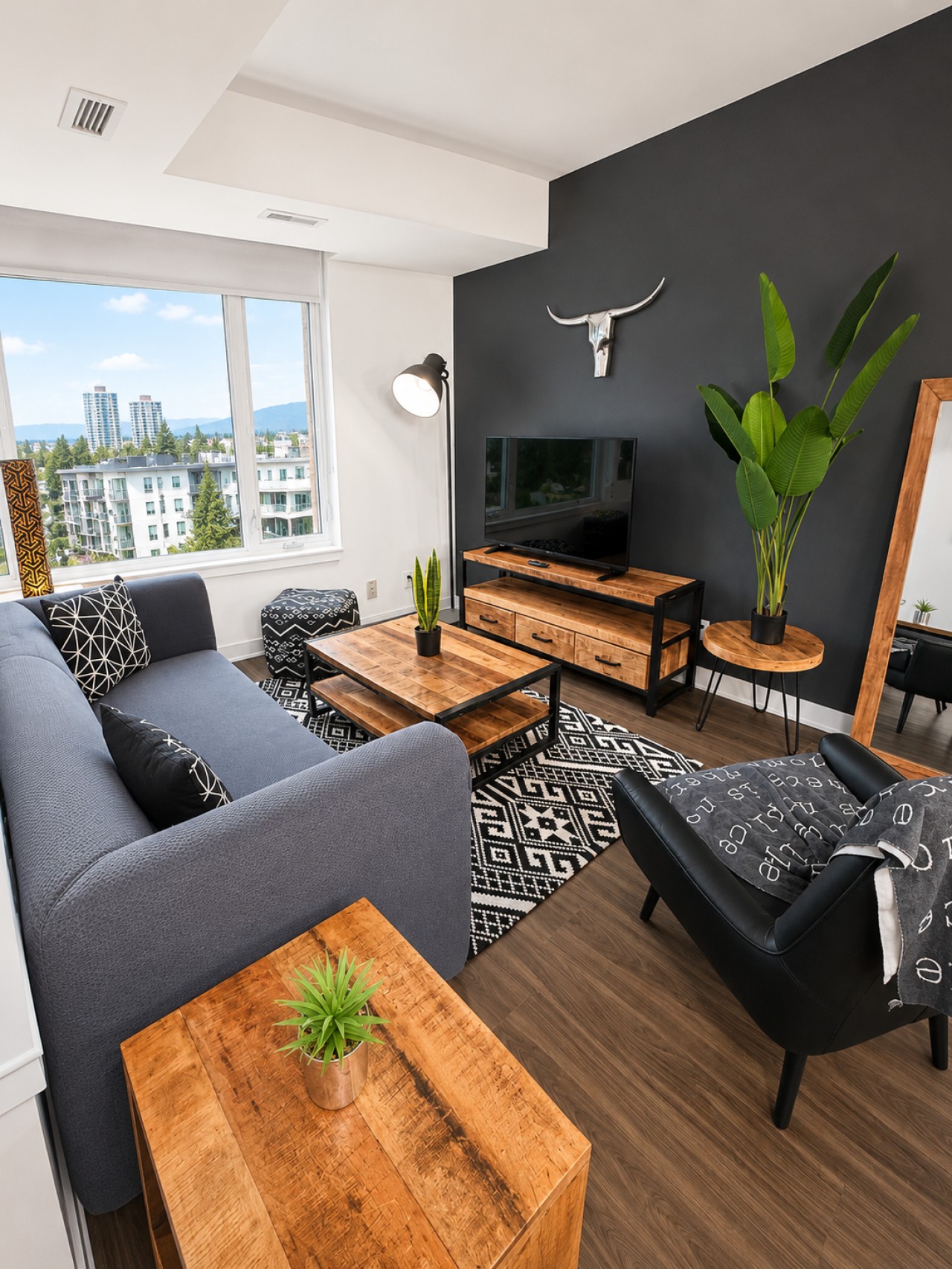 Appartement meublé de 2 chambres à coucher dans le quartier Hintonburg d'Ottawa