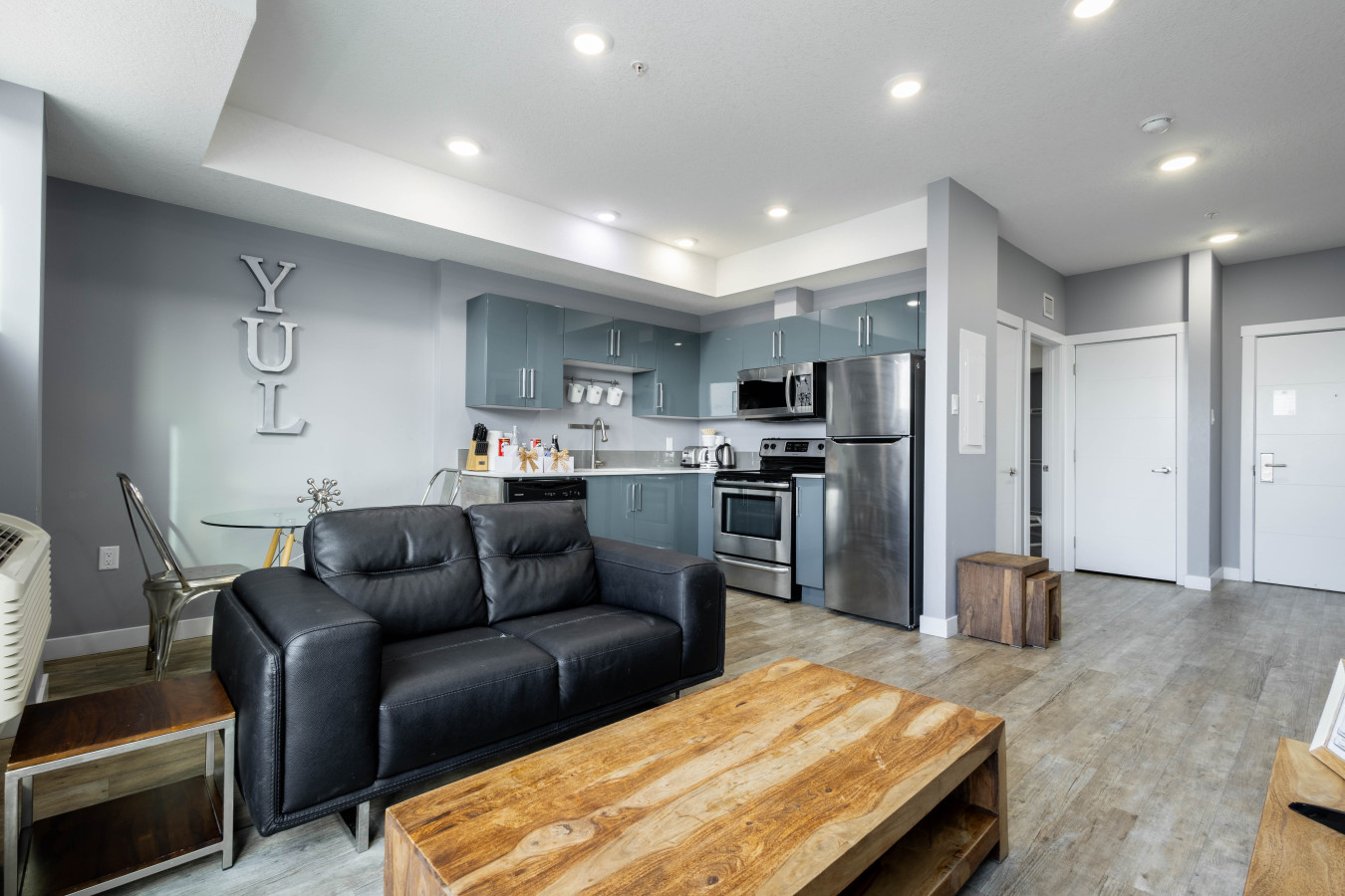 Furnished 2 Bedroom Loft in Regina