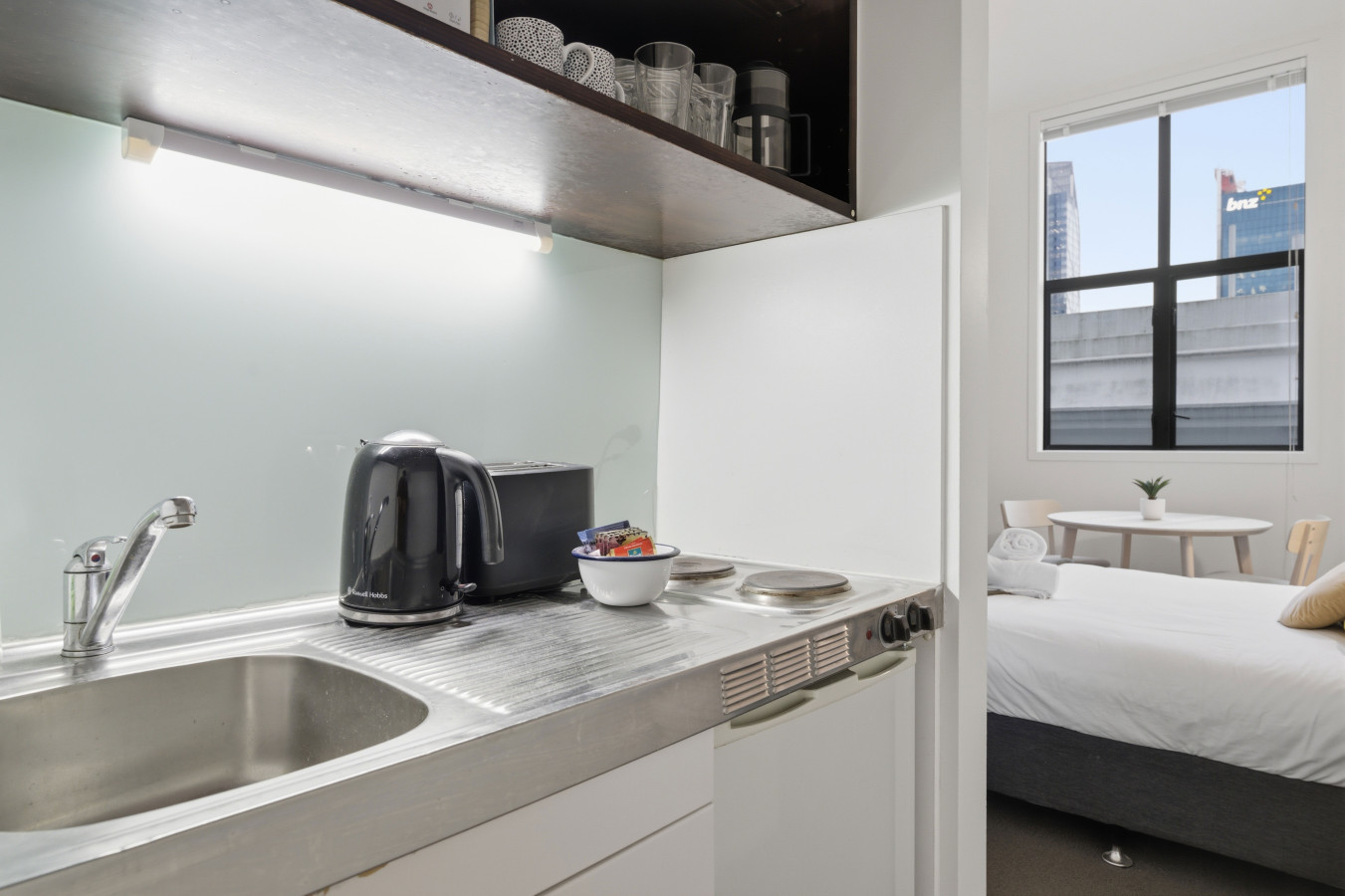 Bright CBD Studio-Near SkyTower | WiFi & Cityscape | Photo 2