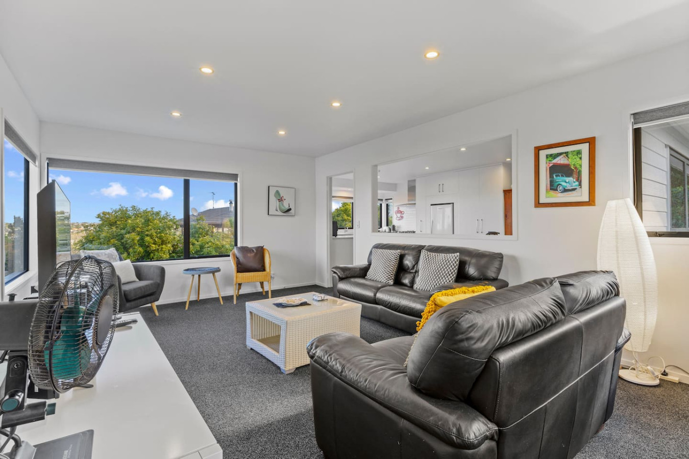 Coastal Home with Rangitoto and Sea Views nr Beach