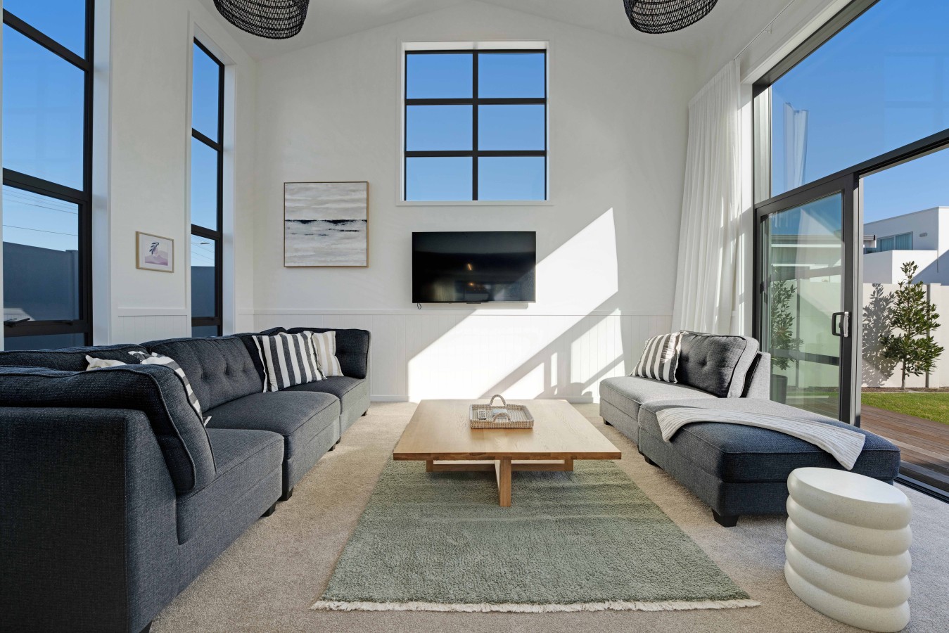 Premium Home with Sauna & Parking - Steps to Beach