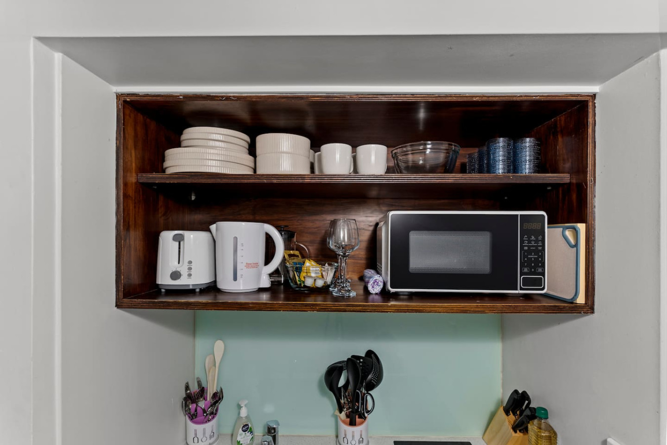 Modern CBD Studio with Kitchen near Sky Tower 7