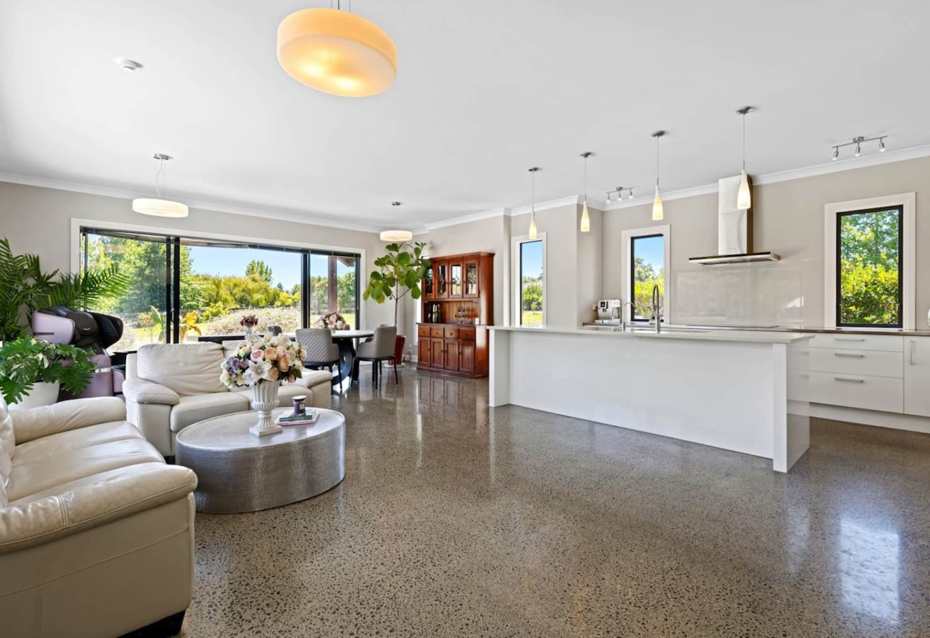 5-Acre Farm Paradise Escape nr Albany & Silverdale 9