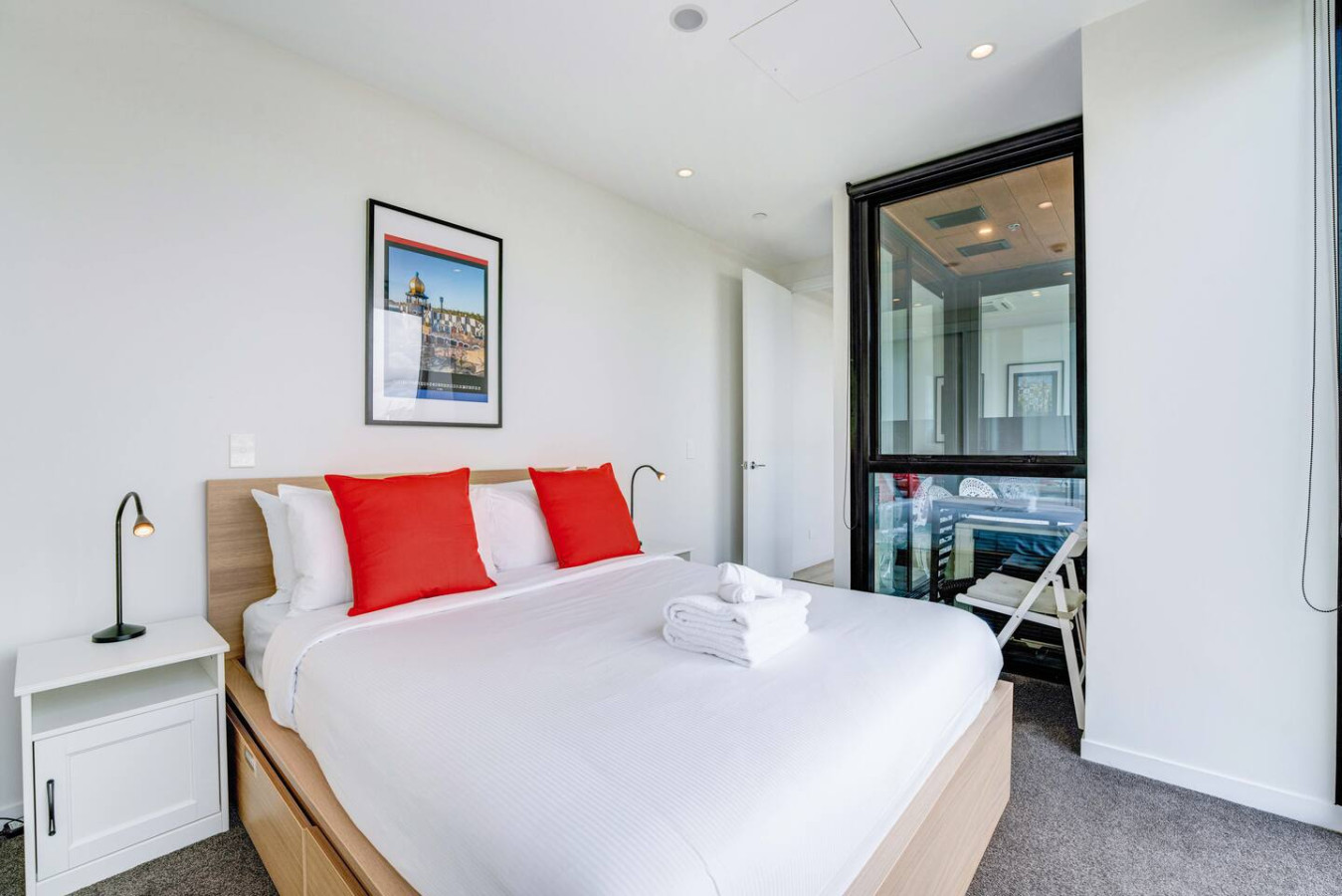 The Nest on Crest with Kitchen and Air-con | Photo 3