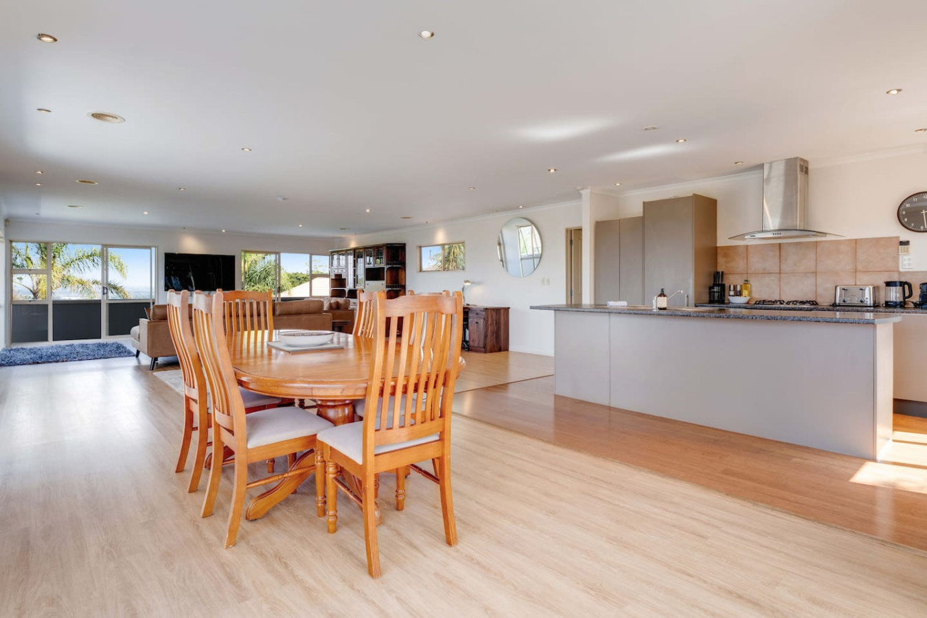 The Gardens 5 Bedroom Estate with Pool and Air-Con | Photo 3