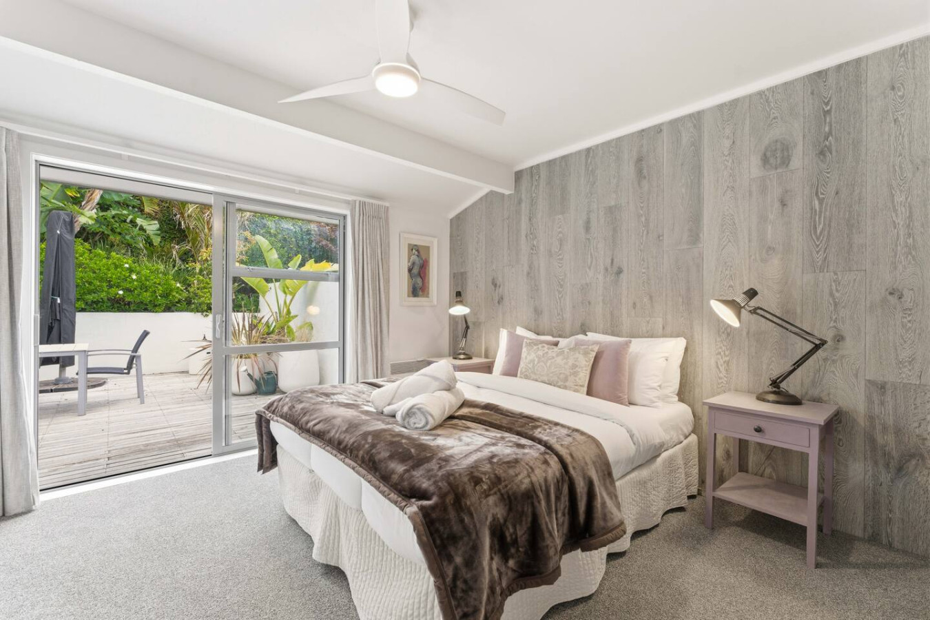 St Johns Sanctuary with Office and Outdoor Bath 3