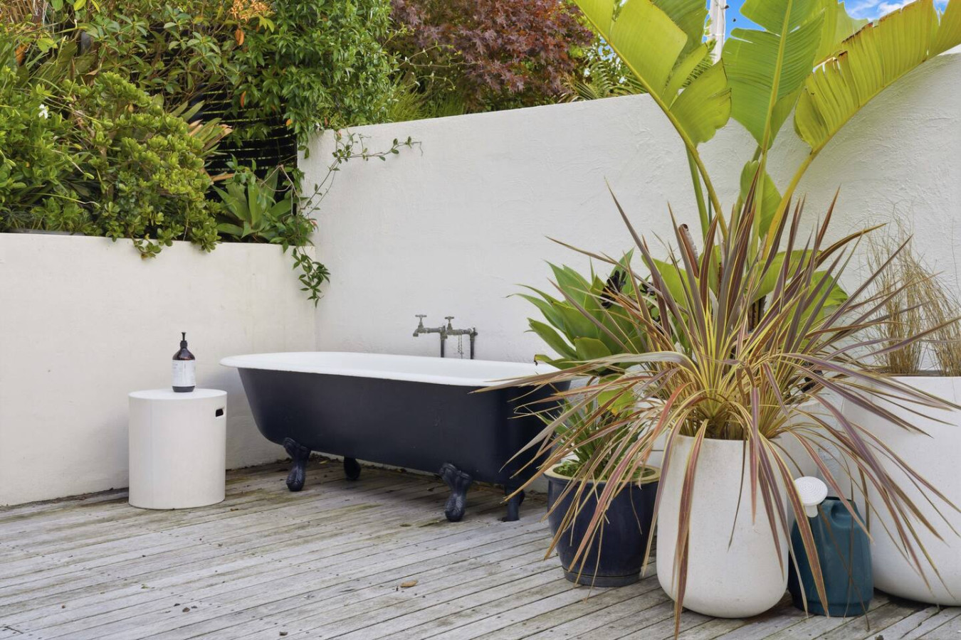 St Johns Sanctuary with Office and Outdoor Bath 4