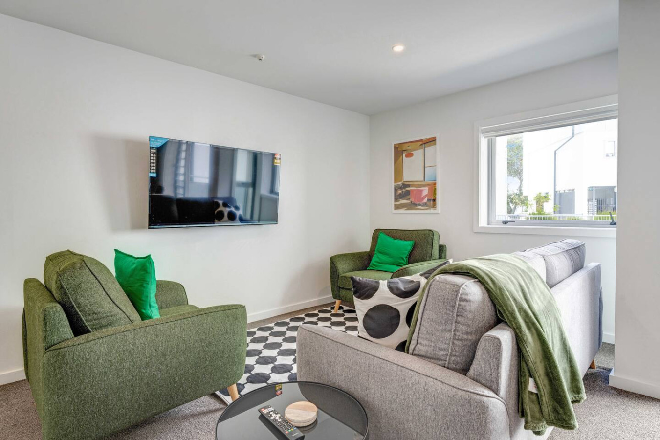 Morningside Modern 3BR Home with Double Parking