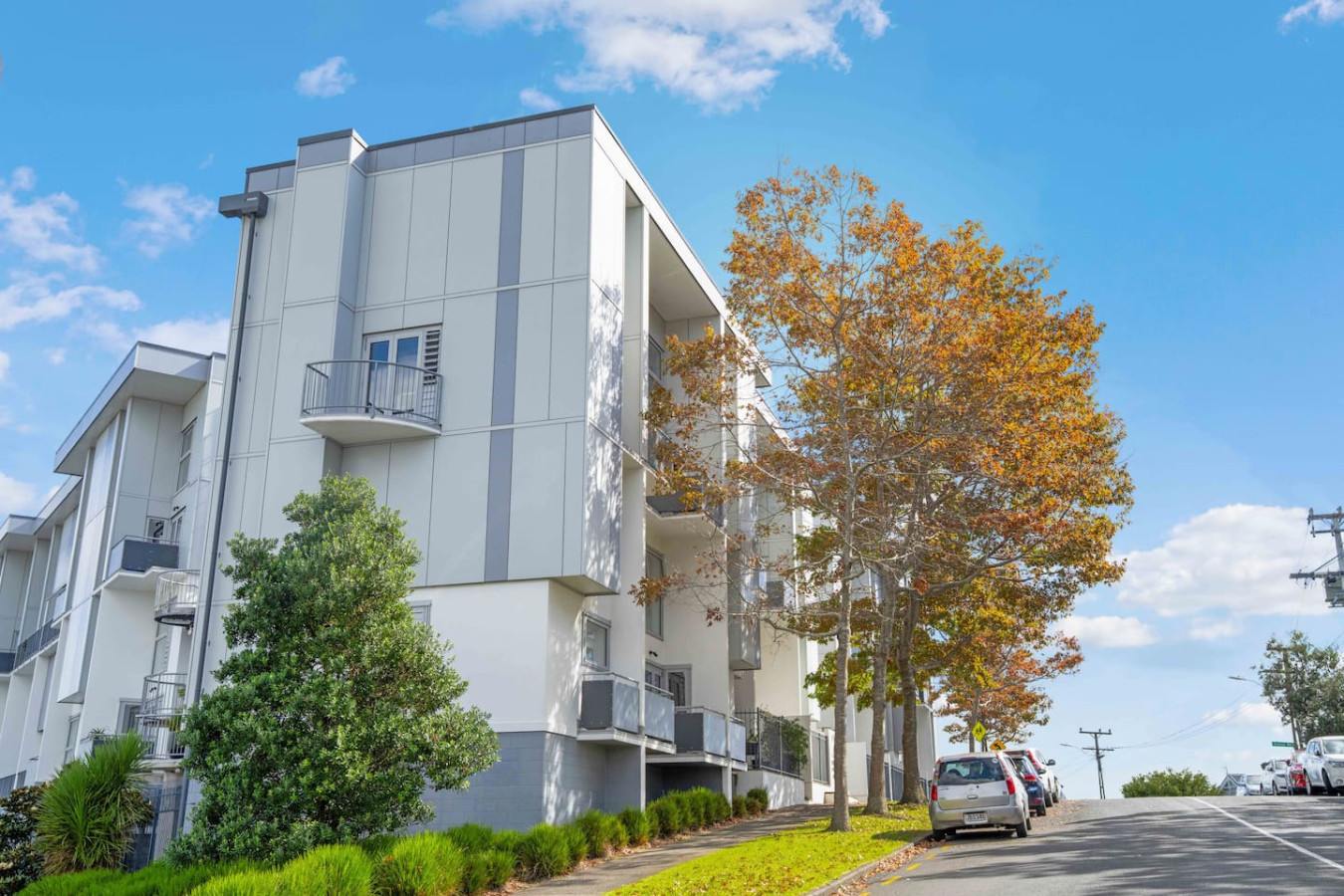Morningside Modern 3BR Townhouse double parking | Photo 2