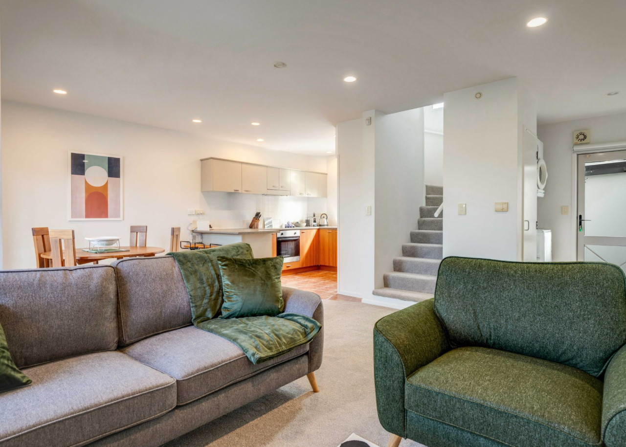 Featured Property Henderson Retreat 3BR Townhouse with Parking