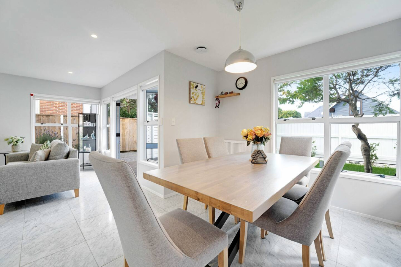 Remuera 3BR Elegance Home with Outdoor Living | Photo 3