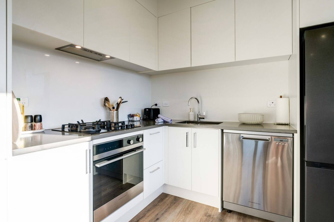Totara Park 3BR Haven with Air-con, Deck, Parking | Photo 2