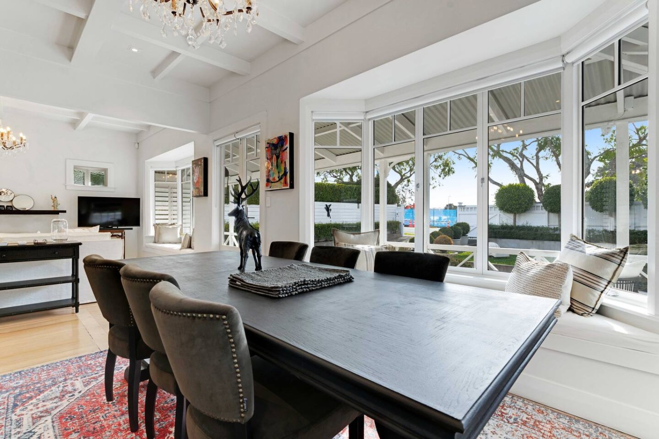 Luxury Herne Bay 3BR Villa with Deck & Parking | Photo 3