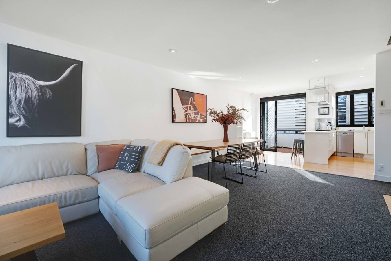Ponsonby 4BR Townhouse w Parking | Walk to Shops