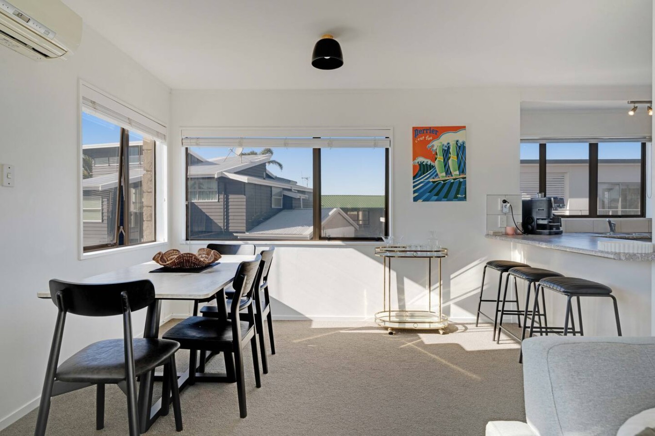 Mt Maunganui 3BR Beach Haven | Garage and Air-con | Photo 3