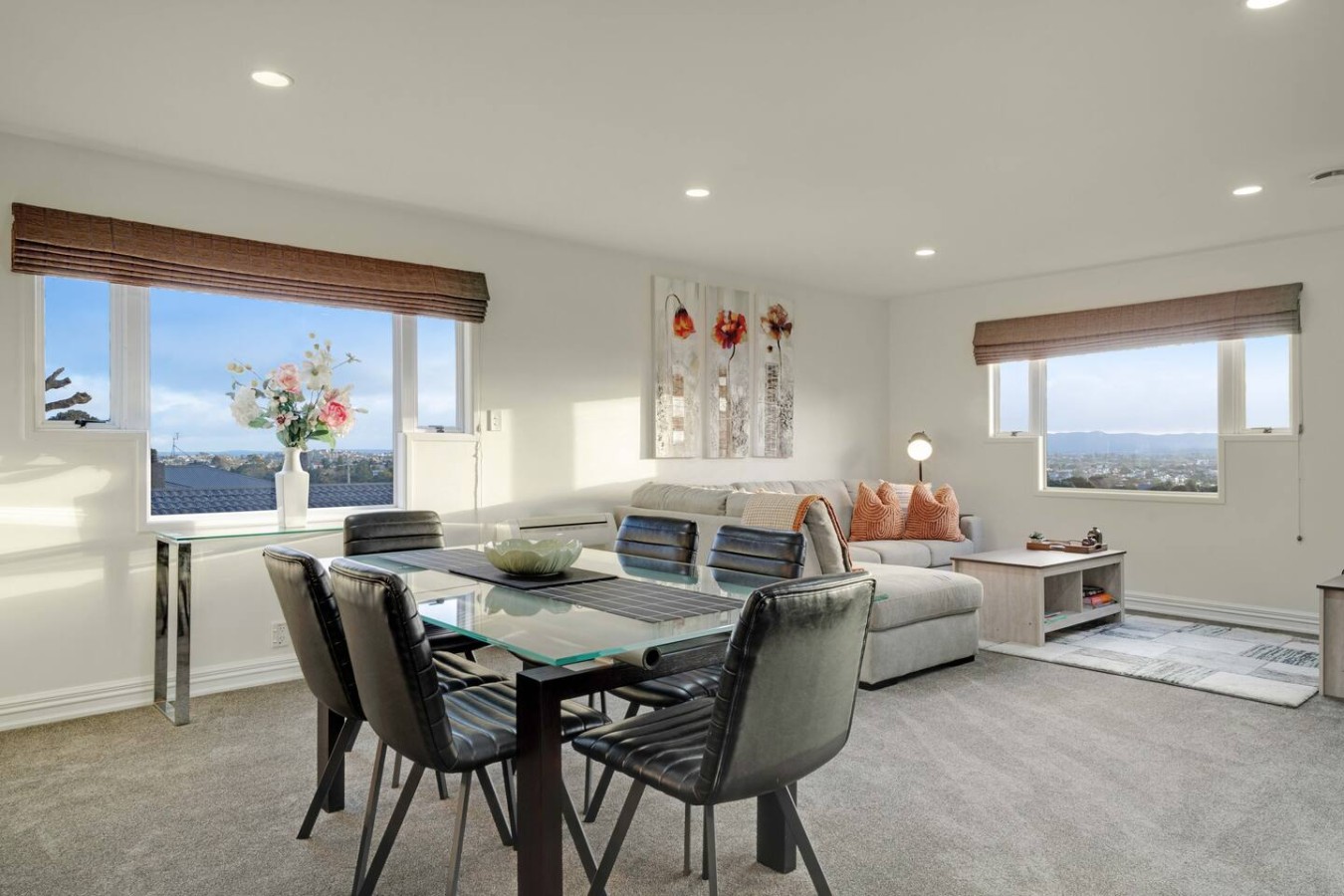 Spacious Mt Eden Oasis | Views, Parking, Air-Con | Photo 2