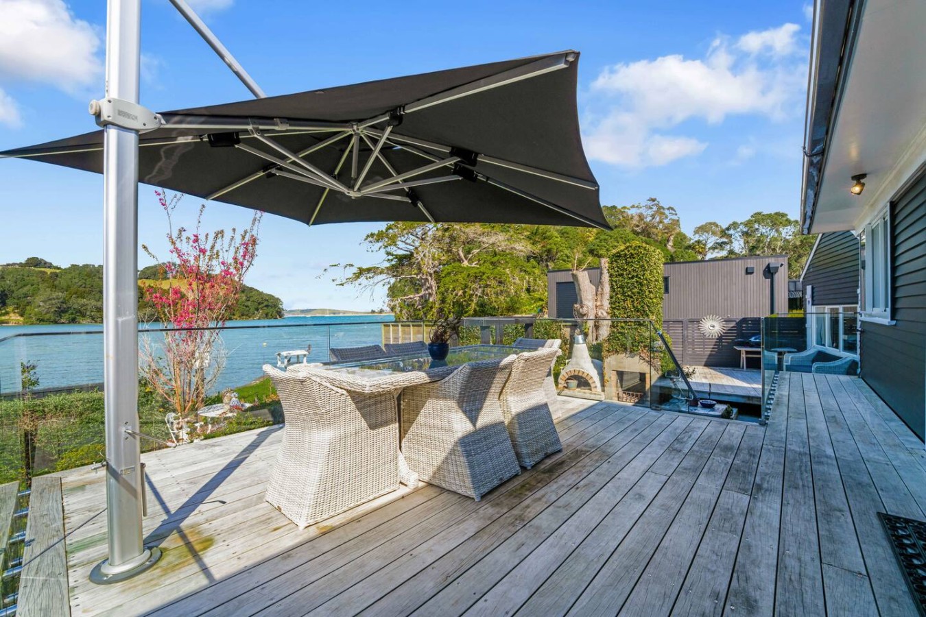Panoramic Ocean Escape with Deck, BBQ & Sea Views | Photo 2