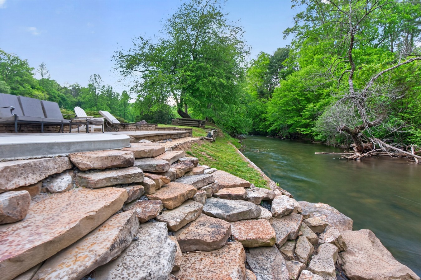 Laughing Bear Lodge: 10k sq.ft., On Trout Stream - photo 4