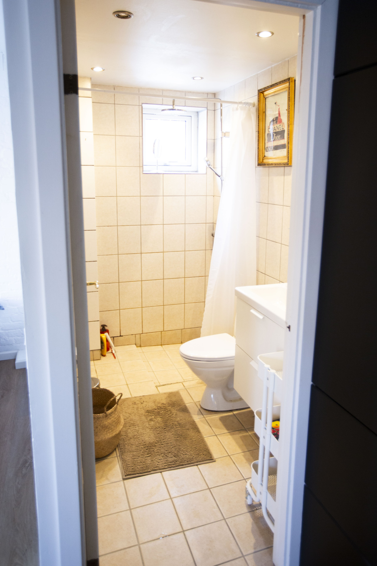 Cozy Modern stylish apt near airport & city center