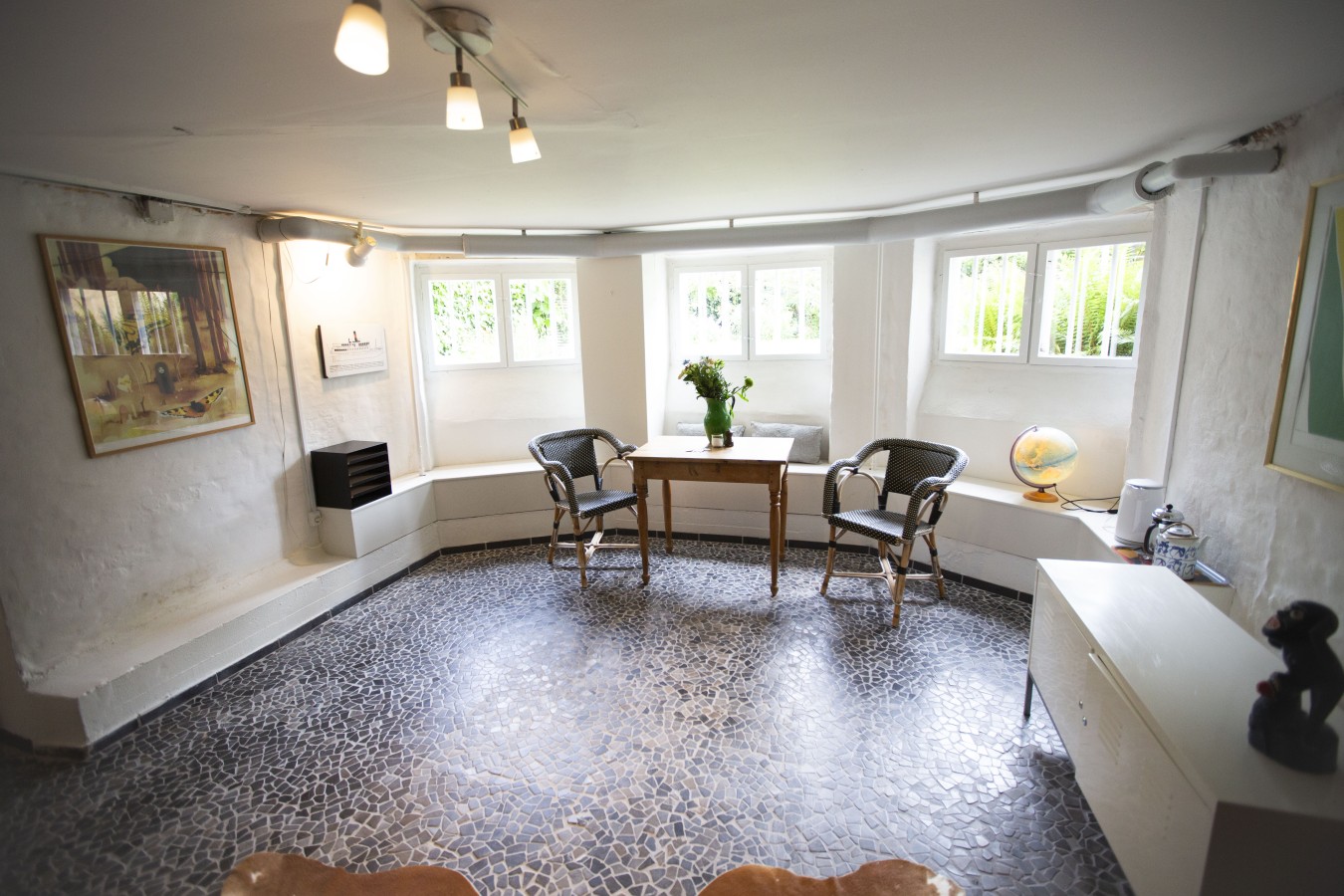 Private 2 prs basement I spacious & central CPH