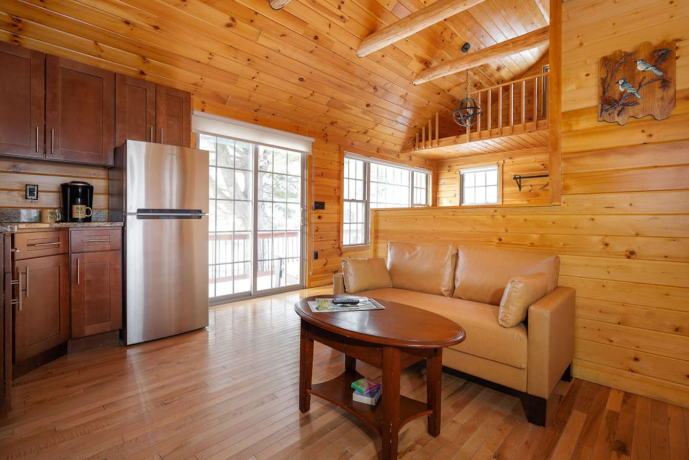 White Mountains Couples Lakefront Studio Retreat 3