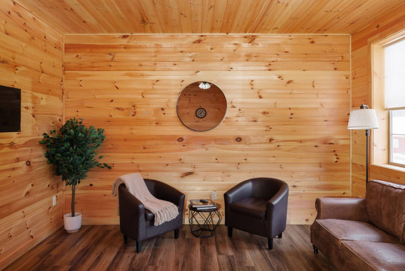 Two King Townhome Friends Retreat White Mountains - Bethlehem, NH