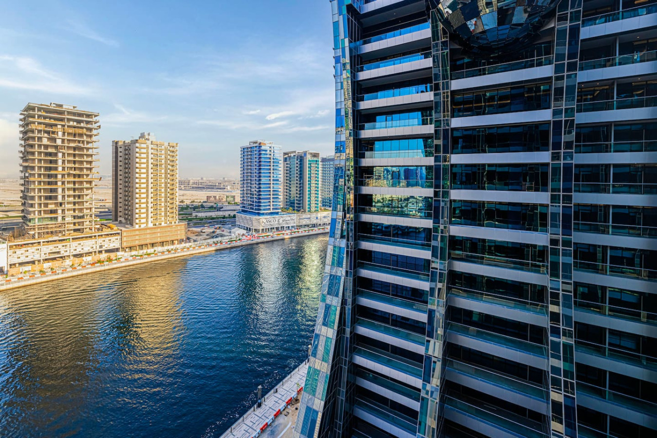 Tranquil Haven Near Burj Khalifa