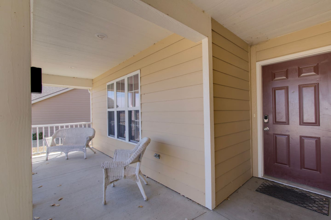 Matterhorn - Game Room, Backyard, 4 Bdrm Home