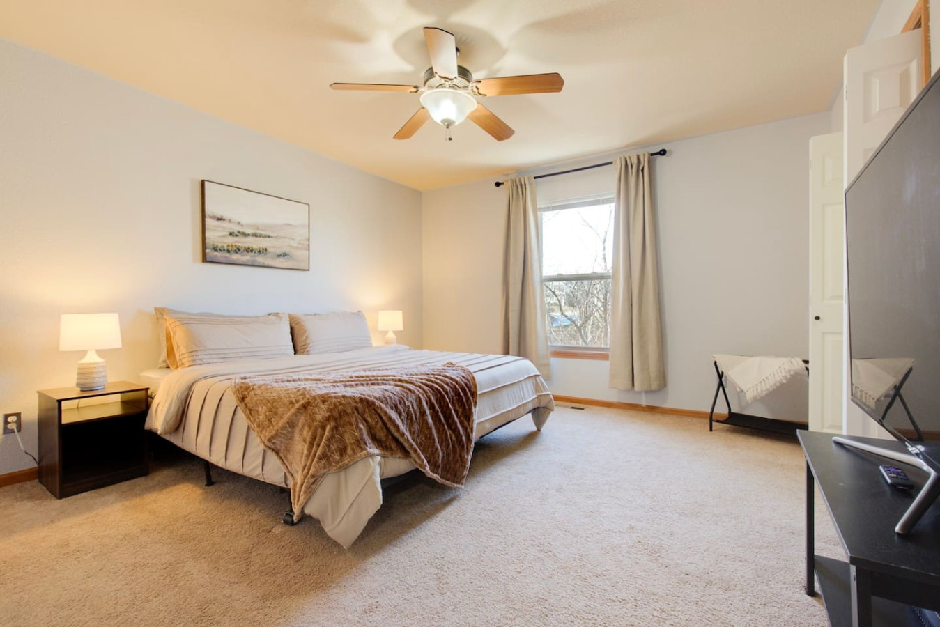 2 Kings, Workspace, Garage 3bd 3bth - Pastore's Place