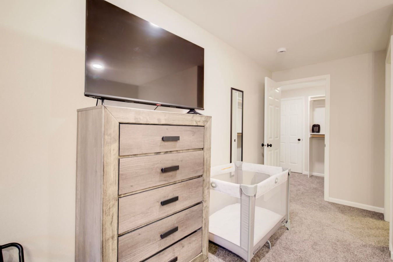 2 Kings, Workspace, Garage 3bd 3bth - Pastore's Place
