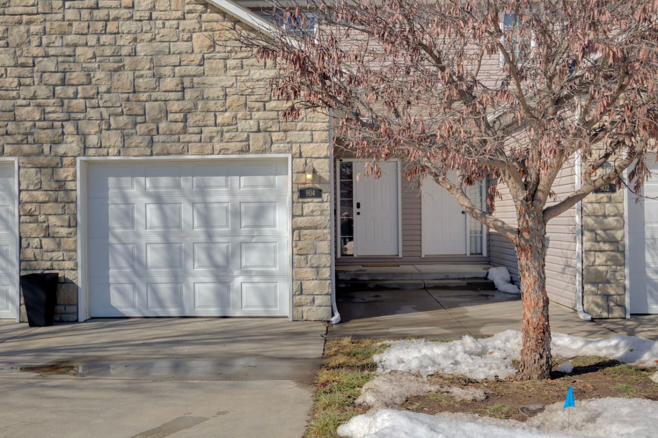 2 Kings, Workspace, Garage 3bd 3bth - Pastore's Place