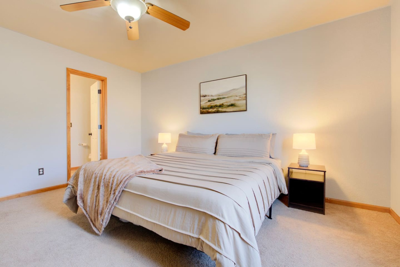 2 Kings, Workspace, Garage 3bd 3bth - Pastore's Place