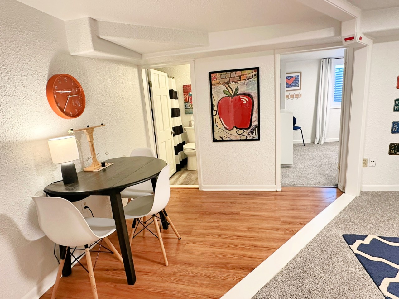 Happy Little Apple –Renovated 4BR/2BA, <1Mi to K-State, Great for Groups