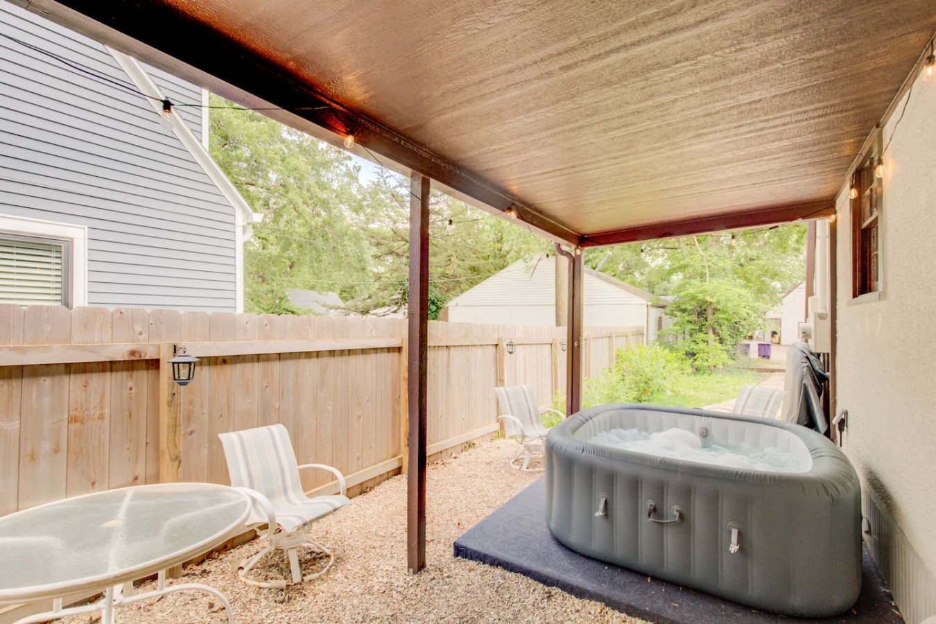 Bertrand Cottage - Hot tub, Family Home