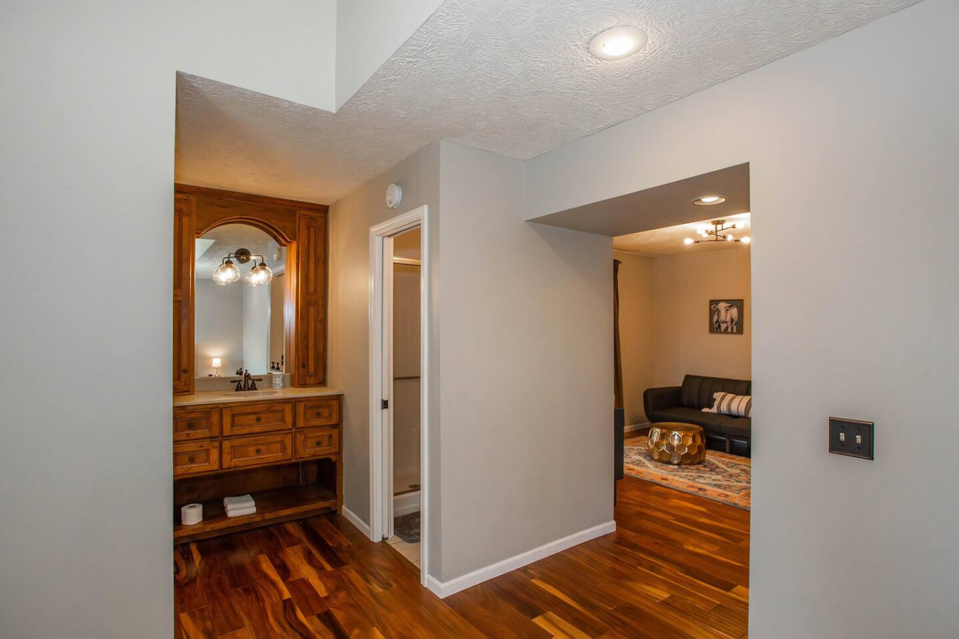 Castle Retreat: Lakeview Luxury