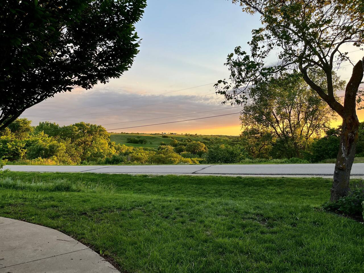 Castle Retreat: Lakeview Luxury