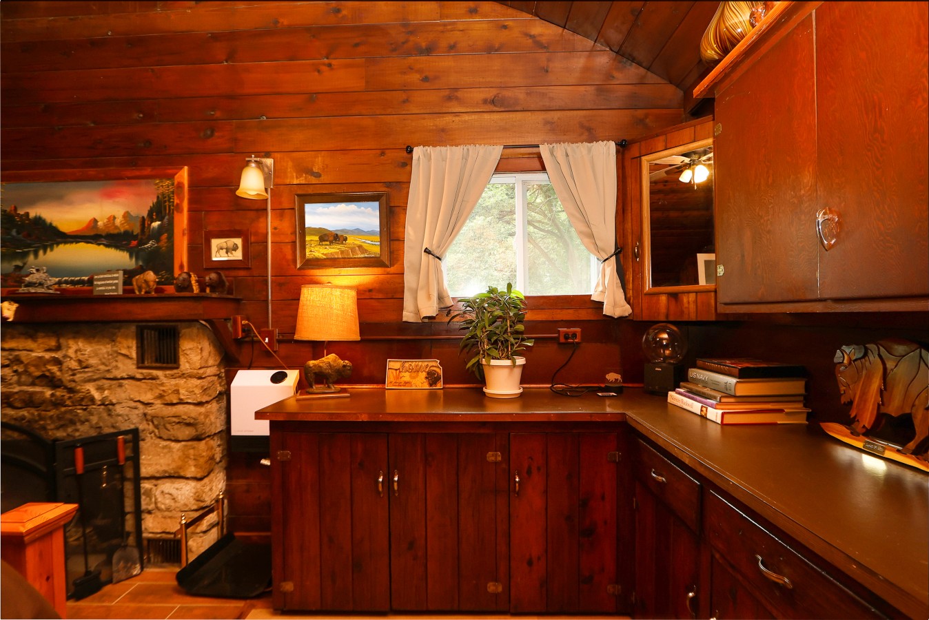 Peaceful Lake Cabin 3BD - Surrounded by Nature