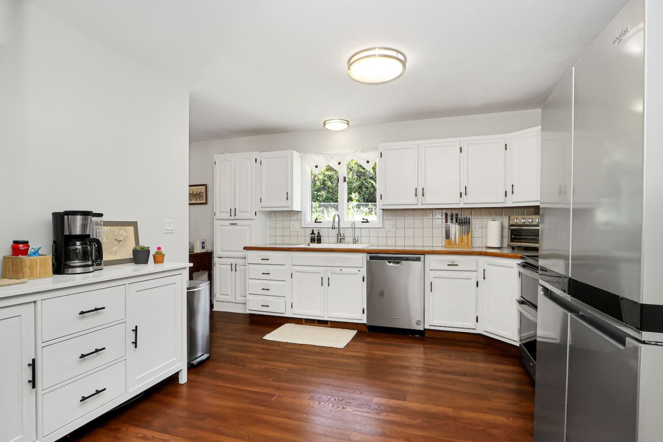 Family favorite: theater, clubhouse, toys, 4BR/3BA