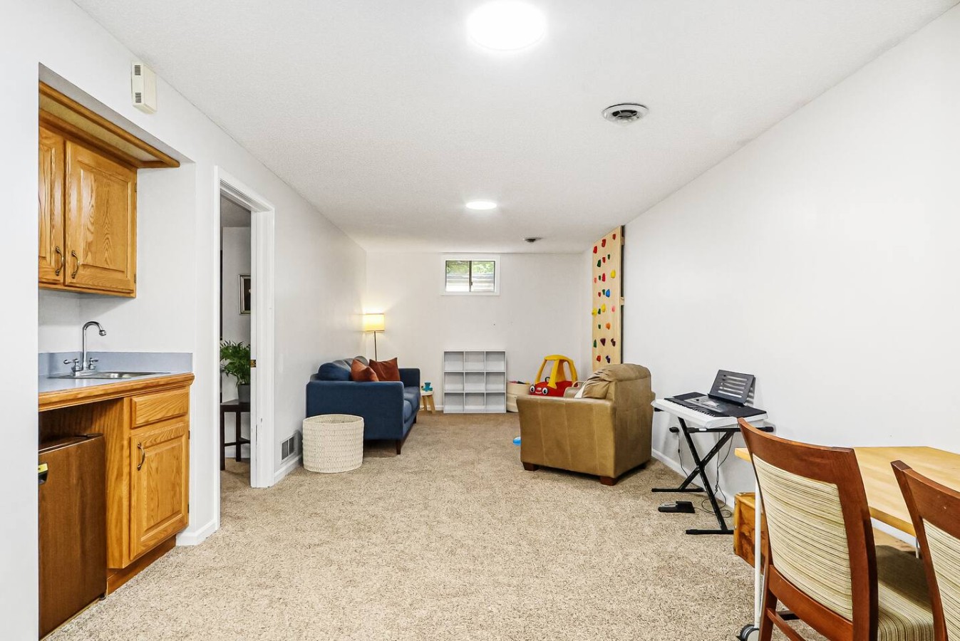 Family favorite: theater, clubhouse, toys, 4BR/3BA