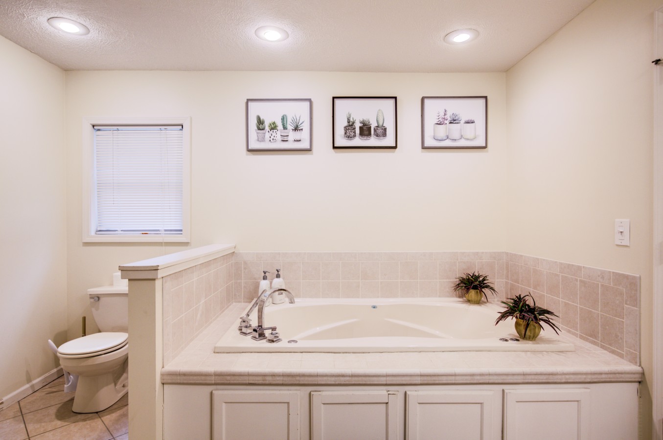 Spacious Home, Dual King Suites, Central Manhattan