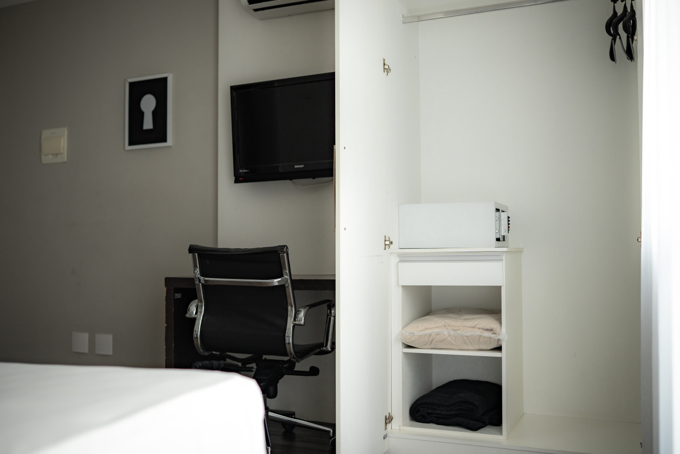 Studio de 1 quarto mobiliado para alugar em São Luiz, Belo Horizonte, foto 6