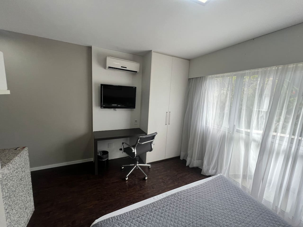 Studio mobiliado para temporada em São Luiz, Belo Horizonte, foto 5