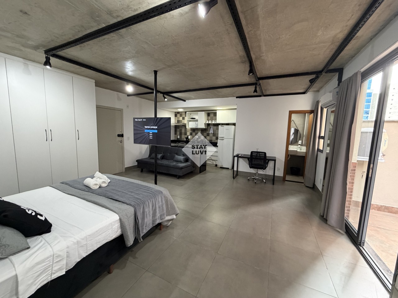 Studio de 1 quarto mobiliado para alugar em Funcionários, Belo Horizonte