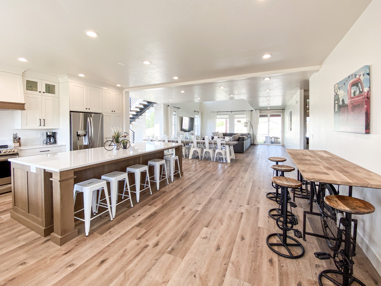 The Red Farmhouse- Hot tub and Swings! Sleeps 37 — Garden City, UT — vacation rental