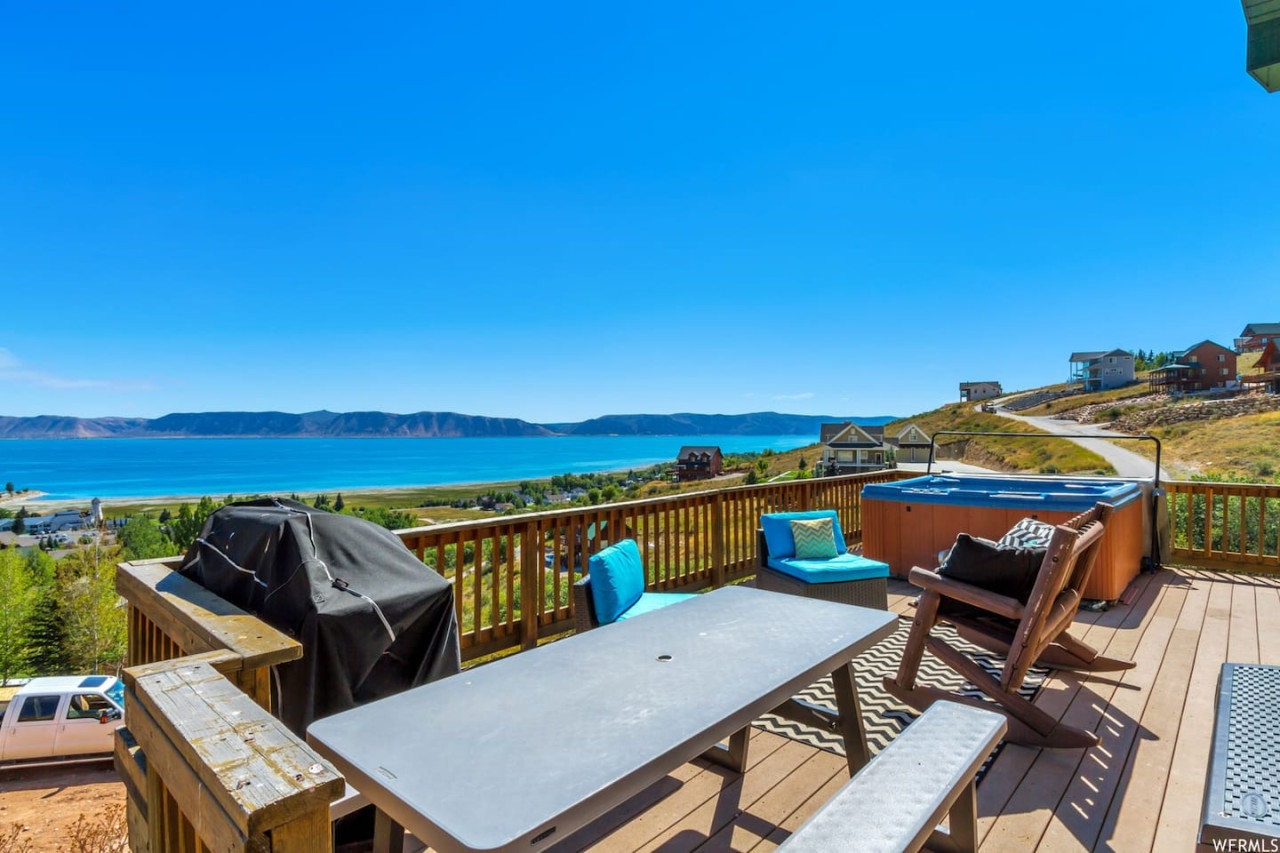 Raspberry Patch View- New Listing with new hot tub — Garden City, UT — vacation rental